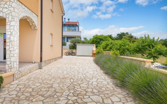 Stunning Home in Vodnjan With 4 Bedrooms, Wifi and Outdoor Swimming Pool