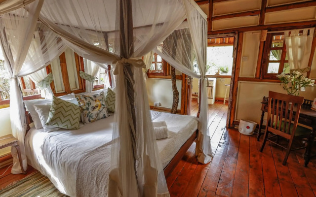 Ol Losowan House, Karen