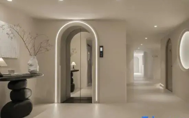 Xiaoman · AZITA Designer Urban Inn (Nanjing Xuanwu Lake)