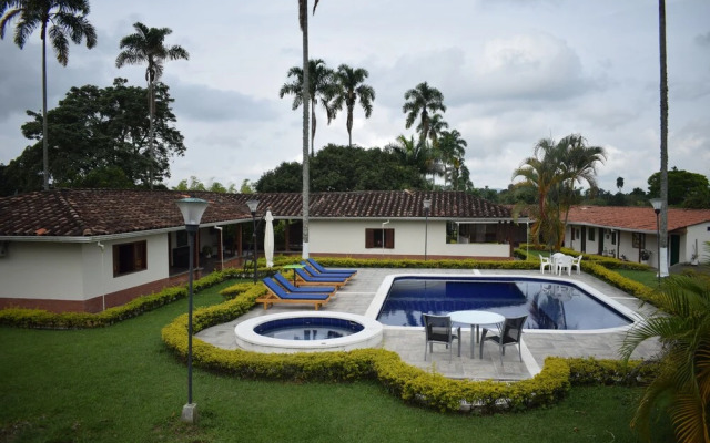 Kamal Country House