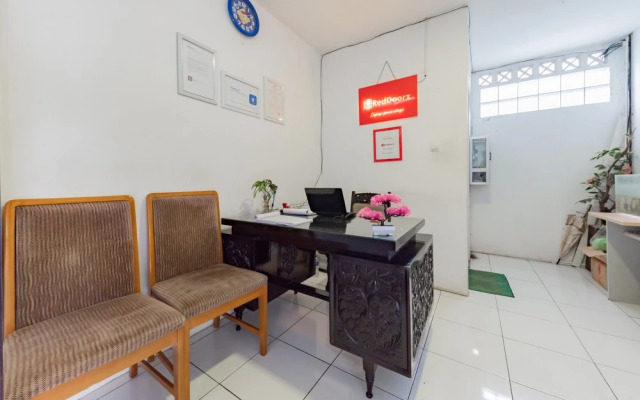 RedDoorz Syariah near RS Hermina Sukabumi