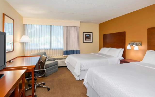Four Points by Sheraton Chicago O'Hare Airport - фото 4