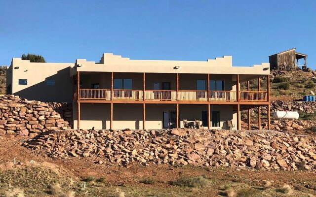 Stunning Adobe Home Overlooking Silver Reef