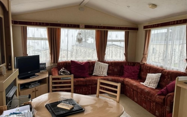 2bed-cabin Sleeps 4, Wifi, Free Parking, Sea Views
