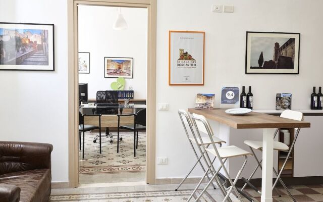 Specchio Apartment