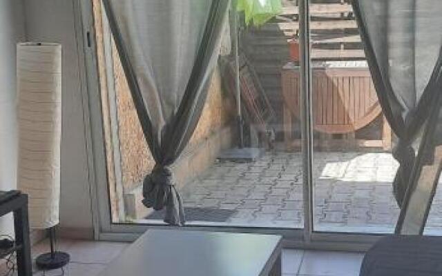 Studio proche d'Avignon