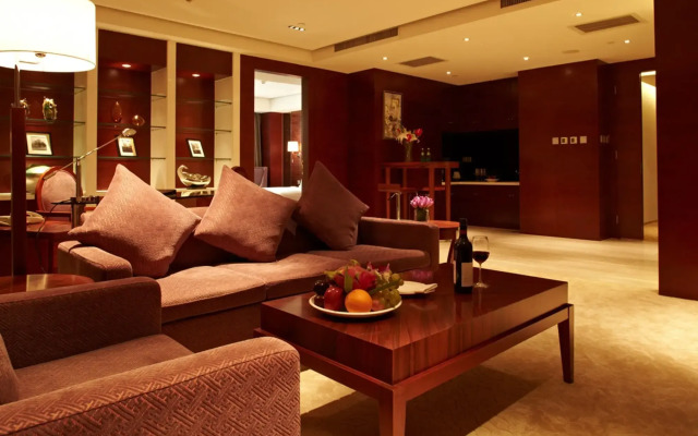 Regal Jinfeng Hotel