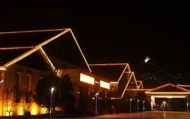 Fengcheng International Hotel