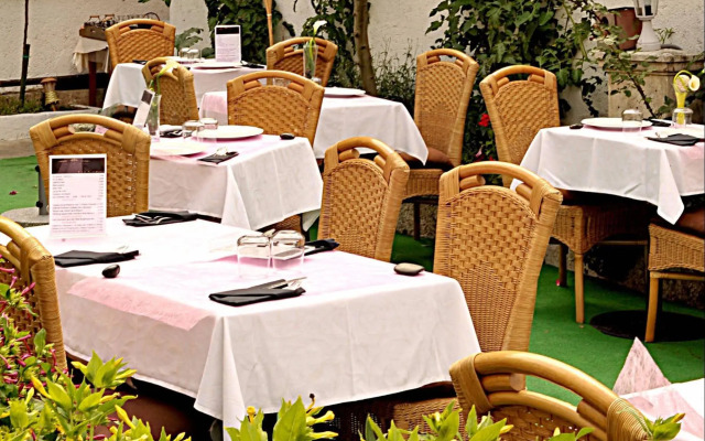 Logis Hotel Les 3 Rois