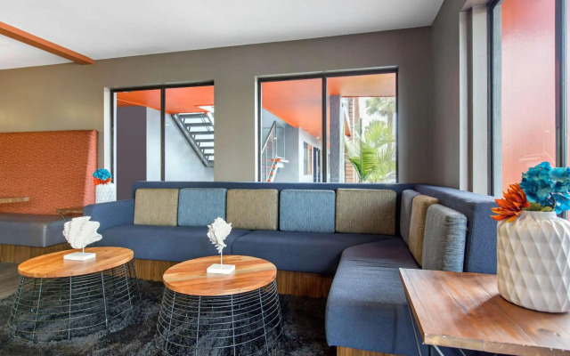 OC Hotel Costa Mesa