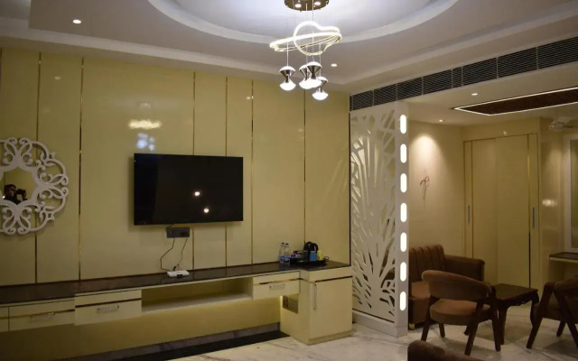 Lime Tree Hotel and Banquet Greater Noida