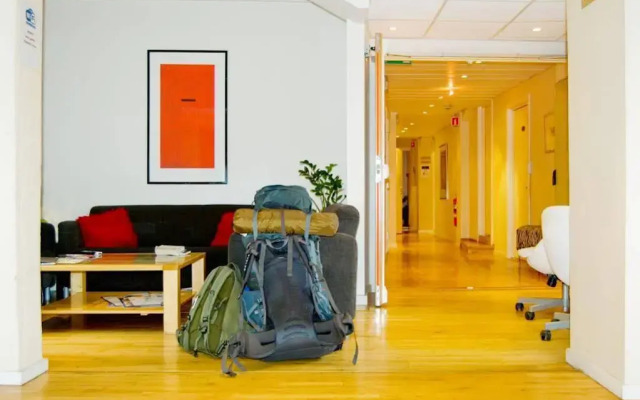  Marken Guesthouse