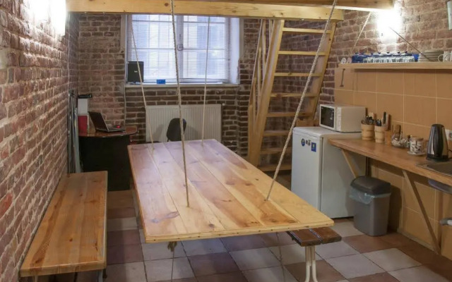 Shelter Hostel