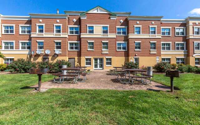 Extended Stay America Suites Washington DC Gaithersburg S