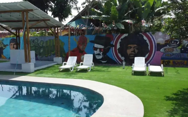 Pop House Montañita