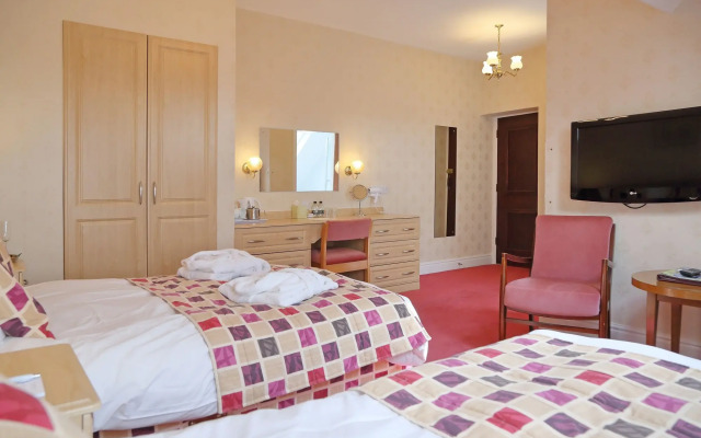 Saxonville Hotel