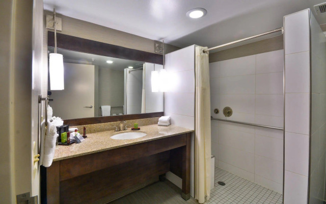 Embassy Suites by Hilton Denver Central Park