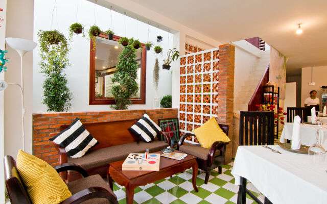 Vid Angkor Boutique