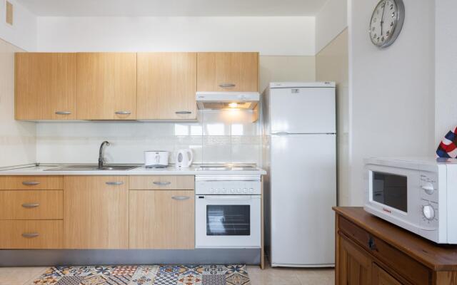 Home2Book Sea Front Duplex Terrace Pool +Wifi