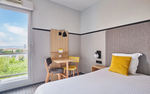 Appart'hôtel Odalys City - Bioparc Lyon Est