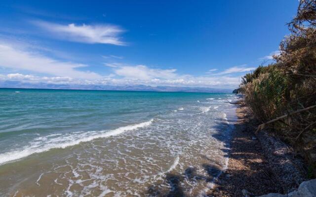 Beachfront Villa Dionysos