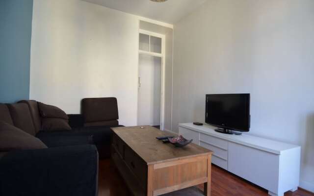 Apartment 5 Persons In Acropolis District In Nice