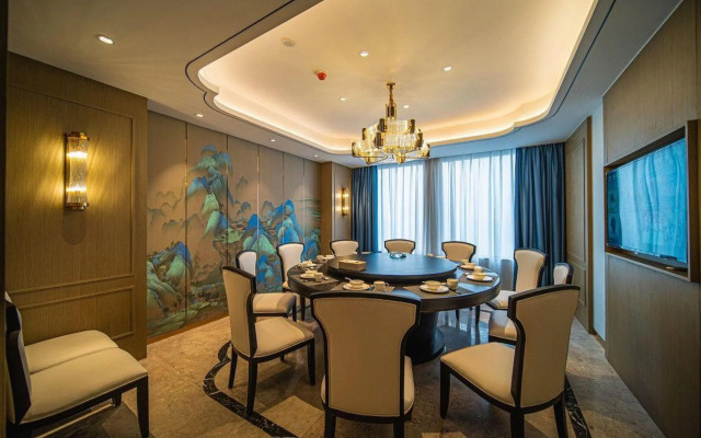 Lanhai Longyue Hotel