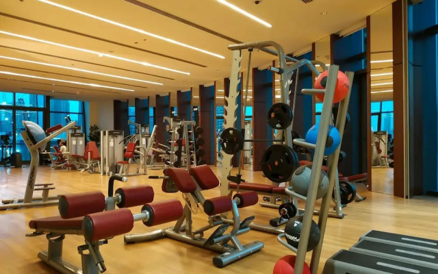 5 Apt in Architectural Marvel of Dubai