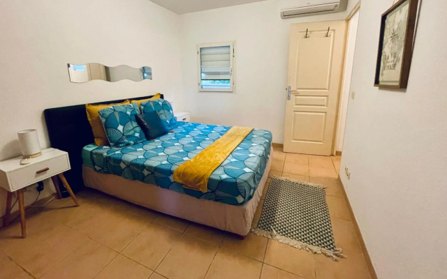Appartement vue mer, piscine, dans quartier prisé de Gosier