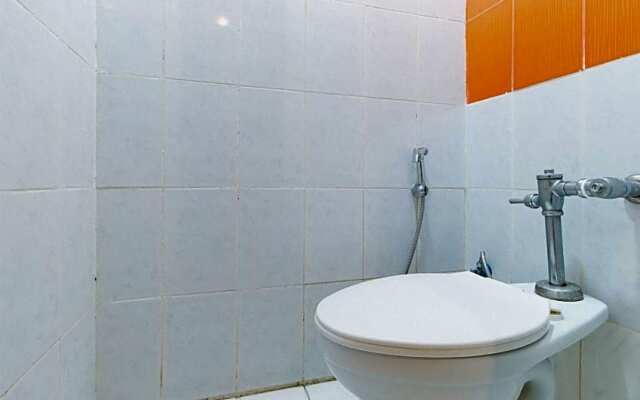 RedDoorz Hostel @ Molino Beach Resort