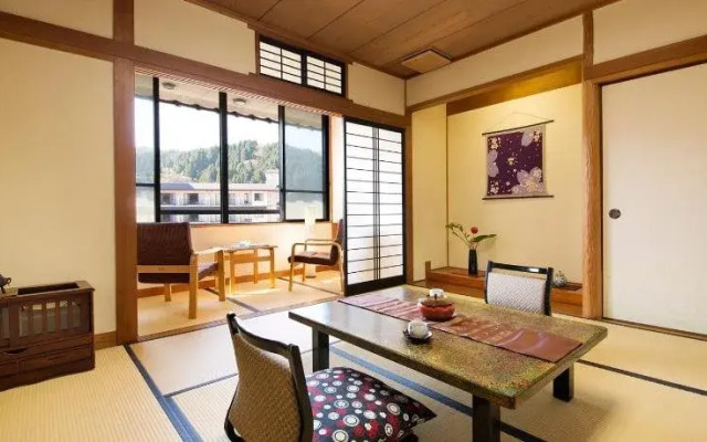 Saninyumura Onsen Kinokairori Kotobukiso