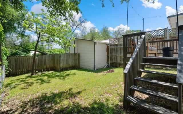 3 Separate Homes Walkable to Soco