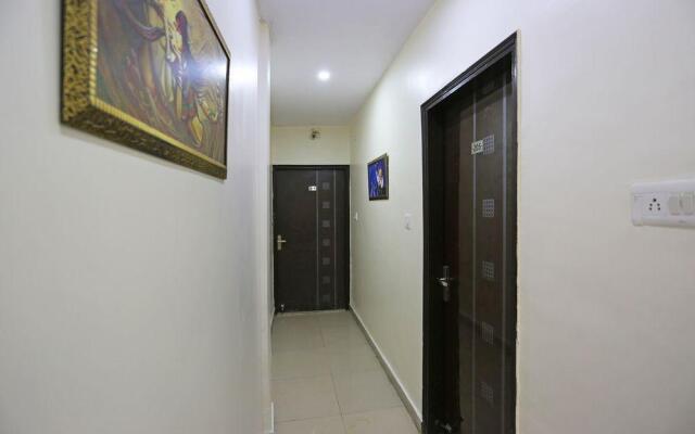 OYO 9042 Hotel BalaG