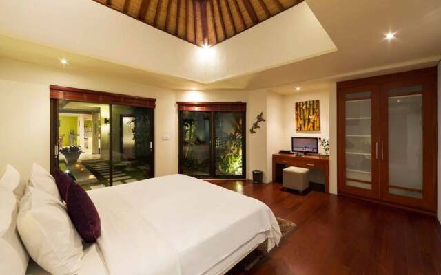 Modern 3-bedroom Puteri Villa