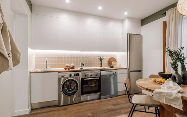 Zappa - 2 Bedrooms in Chamber