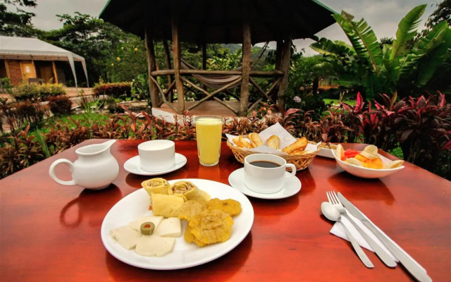 Hosteria Orkidea Lodge
