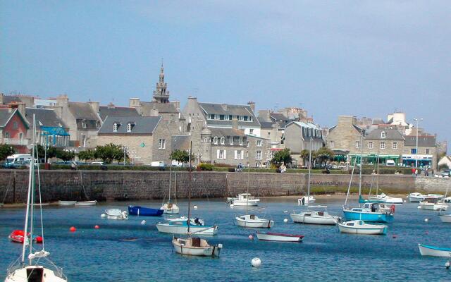 ibis Roscoff bord de mer