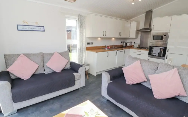 Duckling Lodge