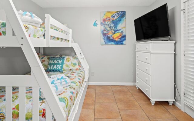 Gulfgate B307 - Red Wave