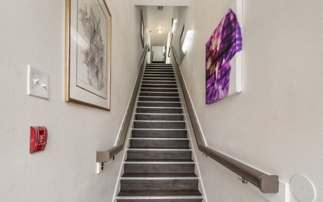 Breathtaking Condos Near French Quarter