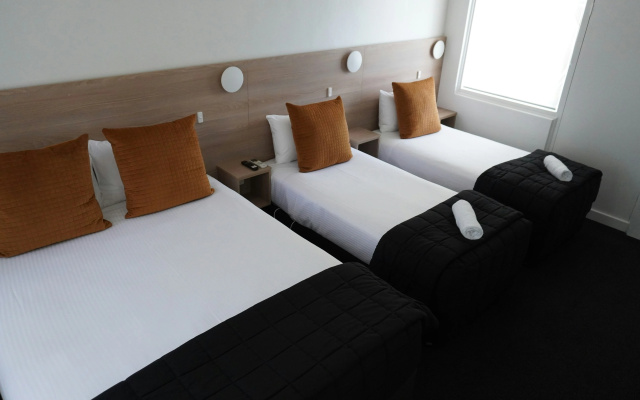 Abbotsleigh Motor Inn – Guest Rooms – Armidale