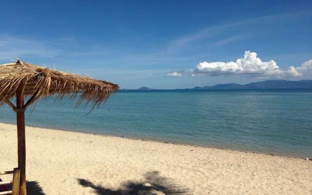 The Beach Village - Hostel