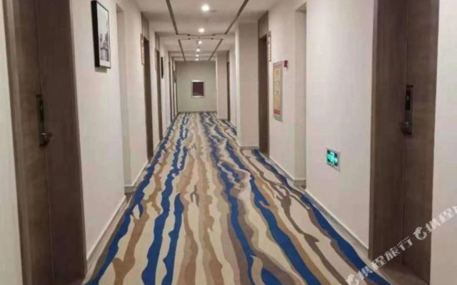 Xilinhot Magnolia Hotel
