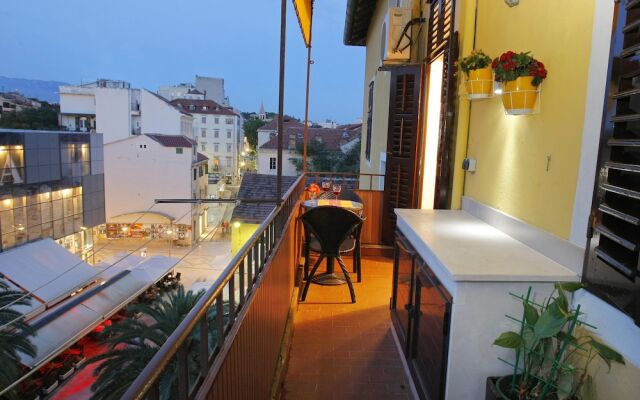 Lovely Apartments Marmont With Balconies in the Heart of Split