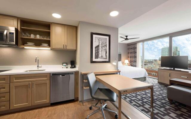 Homewood Suites by Hilton Chicago West Loop Fulton Mkt Area
