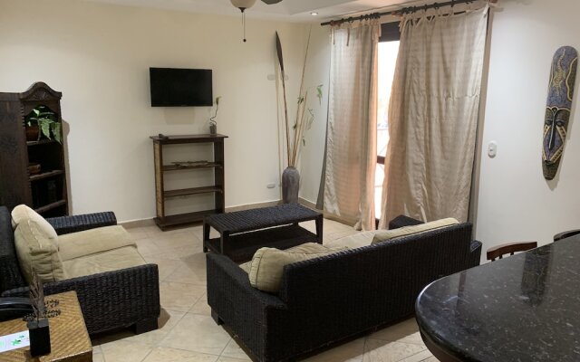 Beachfront Jaco Condos - Fully Equipped - 6 Pax