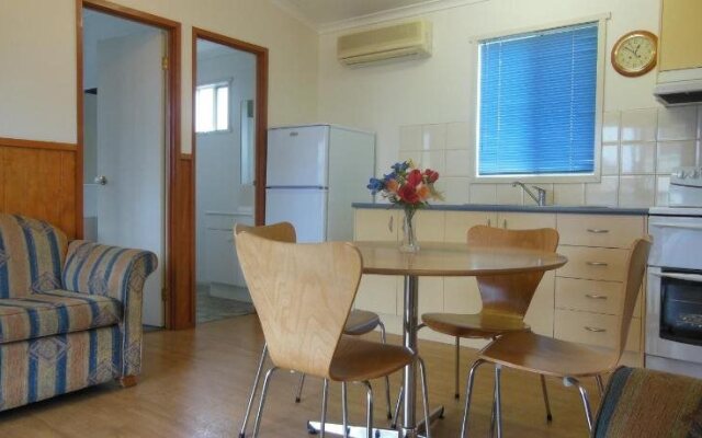 Waters Edge Holiday Park