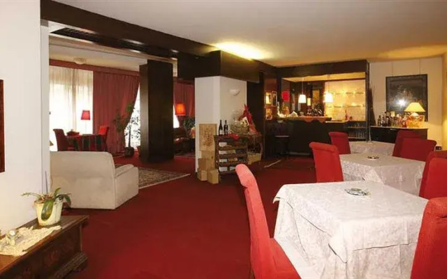 Hotel Nuovo De Cesero