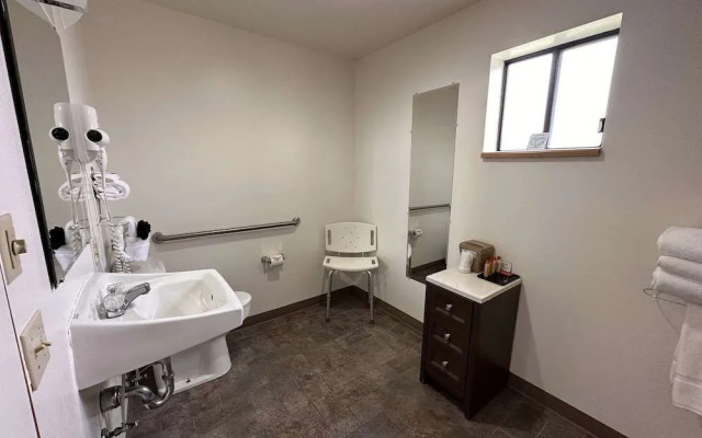 Austin's Chuckwagon Lodge