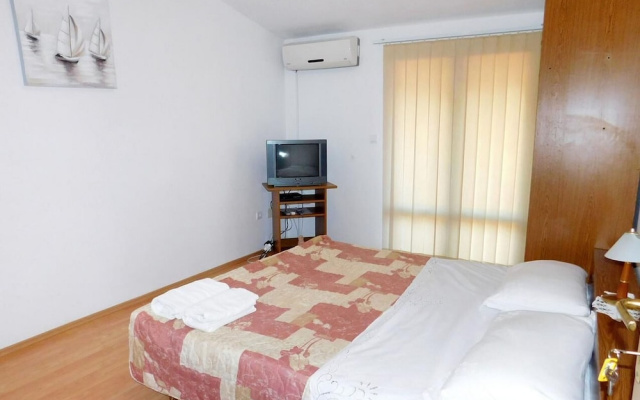 Apartments Ljiljana
